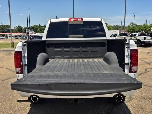 2018 RAM 1500 SPORT