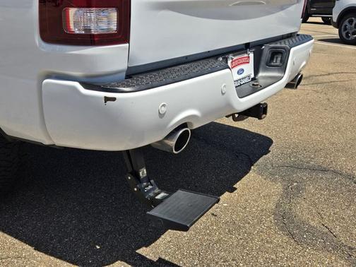 2018 RAM 1500 SPORT