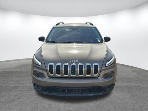 2017 Jeep Cherokee Sport