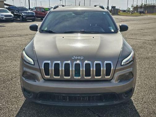 2017 Jeep Cherokee Sport