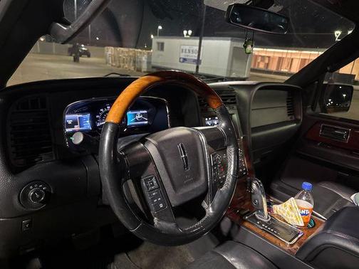 2016 Lincoln Navigator Select