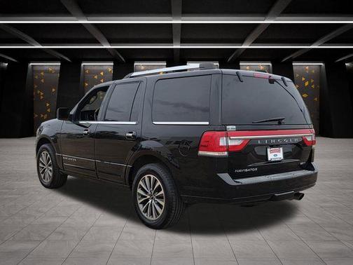 2016 Lincoln Navigator Select