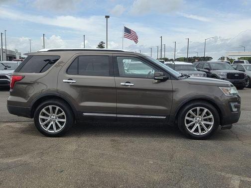 Caribou Metallic 2016 Ford Explorer Limited