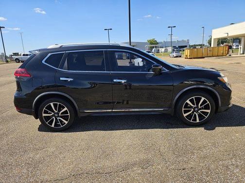 2018 Nissan Rogue SL