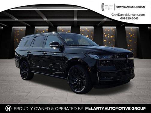 Infinite Black Metallic 2026 Lincoln Navigator Reserve