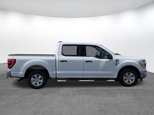 Oxford White 2021 Ford F-150 XLT