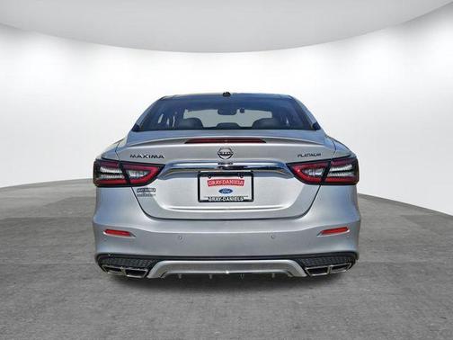 2023 Nissan Maxima Platinum