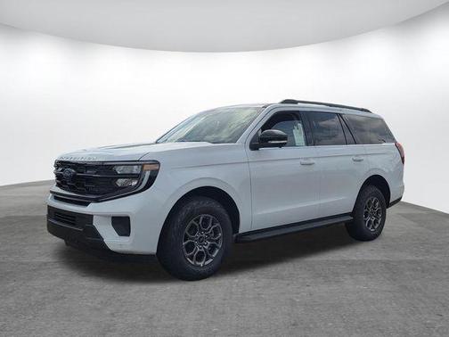 Oxford White 2026 Ford Expedition Active