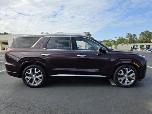 Burgundy 2022 Hyundai PALISADE Limited
