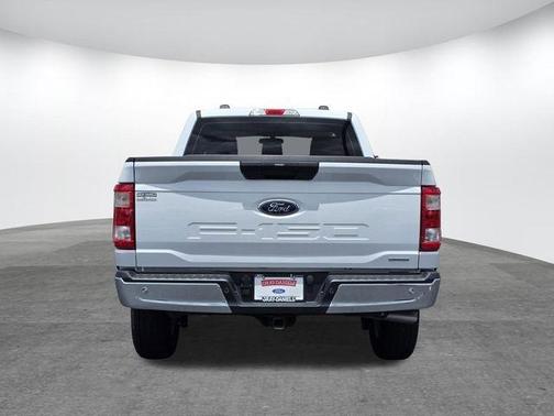 Oxford White 2022 Ford F-150 XL