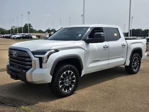 2023 Toyota Tundra LIMITED