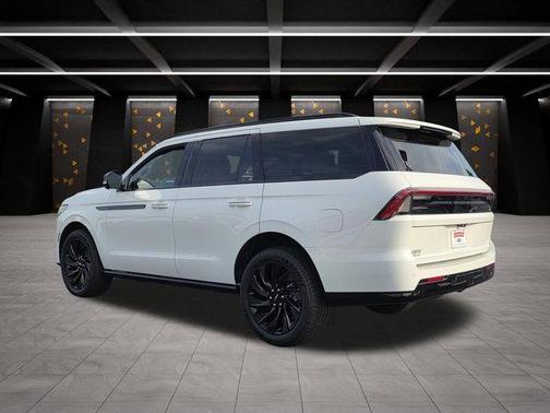 White 2026 Lincoln Navigator Reserve