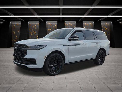 White 2026 Lincoln Navigator Reserve