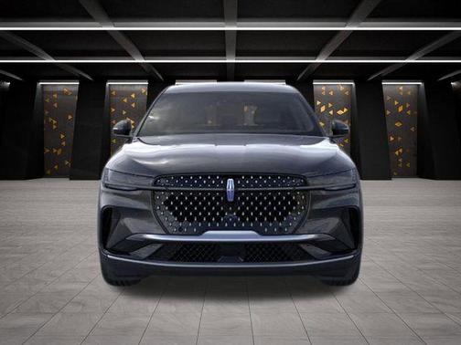 Infinite Black Metallic 2026 Lincoln Nautilus Premiere