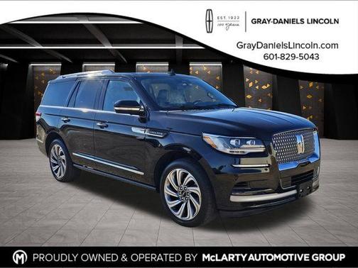 2024 Lincoln Navigator Premiere