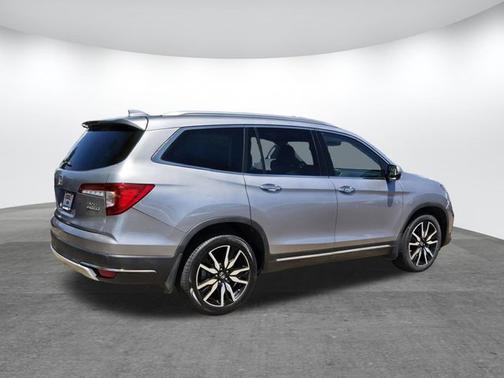 2020 Honda Pilot ELITE