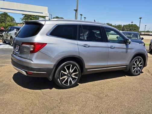 2020 Honda Pilot ELITE