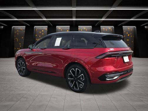 Red Carpet Metallic Tinted Clearcoat 2025 Lincoln Nautilus Reserve