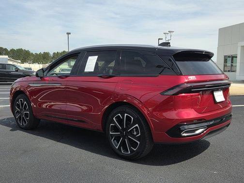 2025 Lincoln Nautilus Reserve