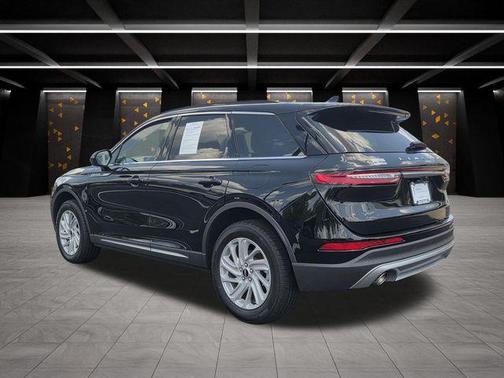 Infinite Black Metallic 2026 Lincoln Corsair Premiere