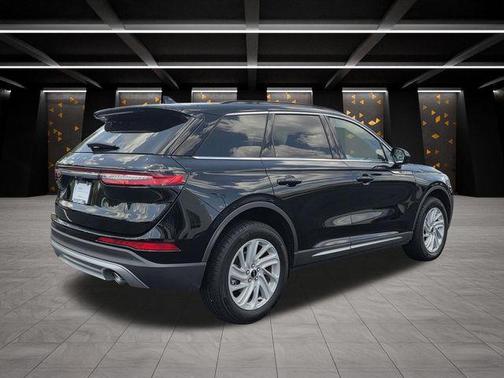 Infinite Black Metallic 2026 Lincoln Corsair Premiere