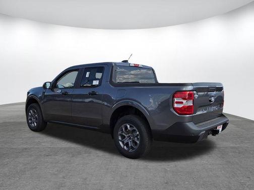 Carbonized Gray Metallic 2026 Ford Maverick XLT