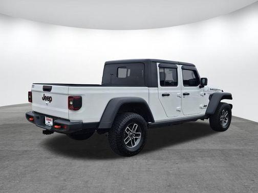 2024 Jeep Gladiator Mojave