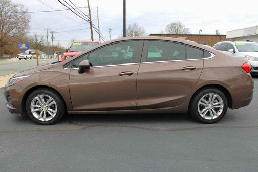 2019 Chevrolet Cruze LT