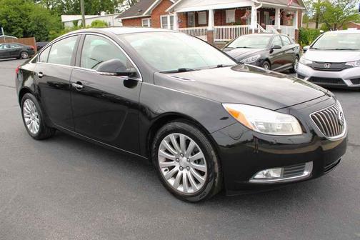 2013 Buick Regal Premium 1