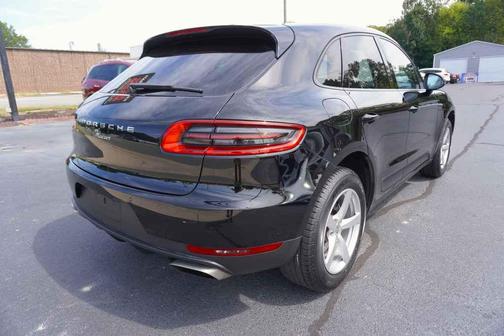 2018 Porsche Macan 