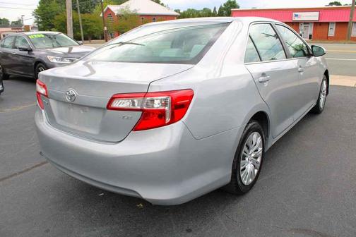 Classic Silver Metallic 2013 Toyota Camry LE