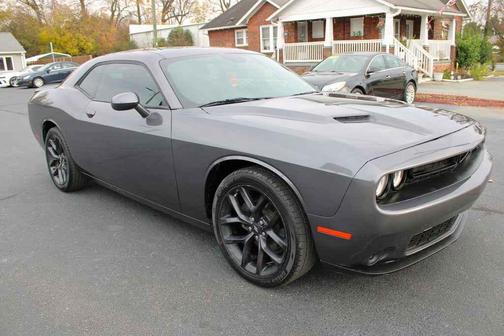 2020 Dodge Challenger SXT