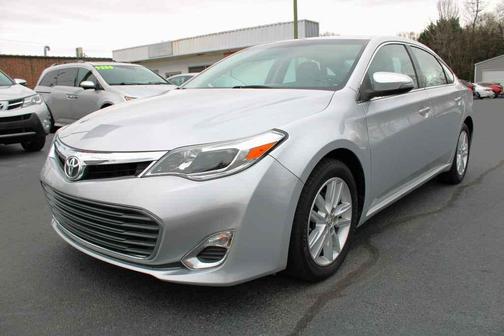 2014 Toyota Avalon XLE
