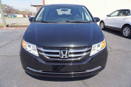 Crystal Black Pearl 2016 Honda Odyssey SE
