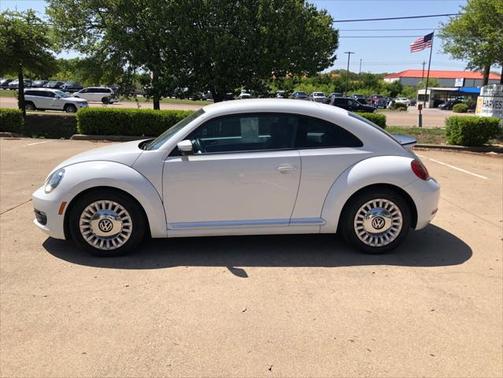 2016 Volkswagen Beetle 1.8T SE
