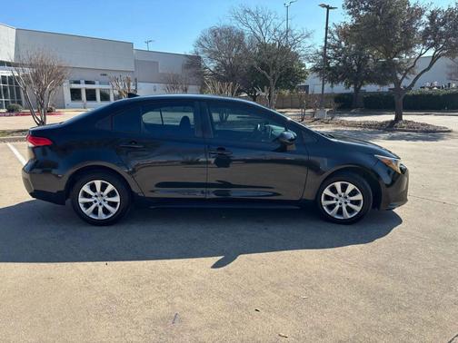 Black 2020 Toyota Corolla LE