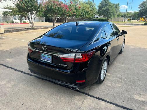 2017 Lexus ES 350 Base