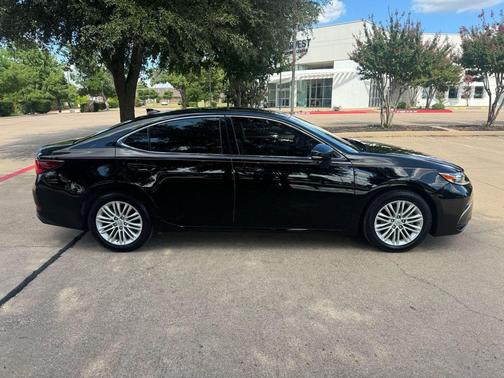 2017 Lexus ES 350 Base