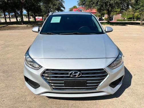 2021 Hyundai Accent SE