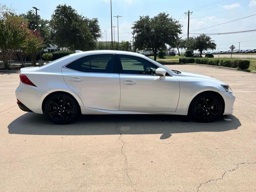 2019 Lexus IS 300 Base