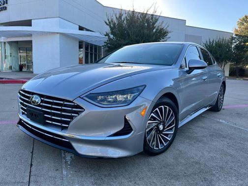 2023 Hyundai SONATA Hybrid SE