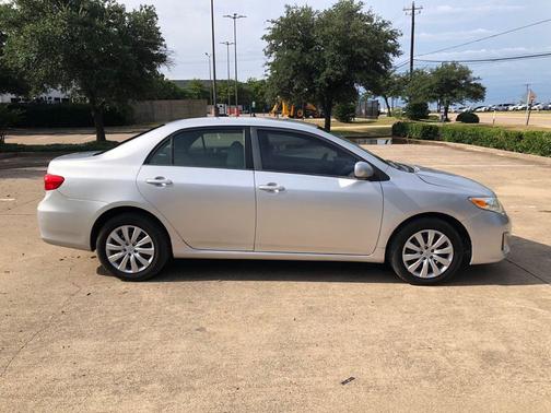 2013 Toyota Corolla LE