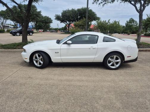 White Platinum Metallic Tri-Coat 2012 Ford Mustang GT