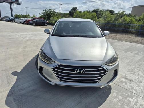 Symphony Silver 2018 Hyundai ELANTRA SEL