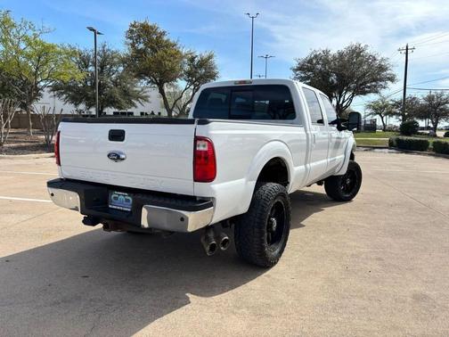 White 2016 Ford F-250 Lariat