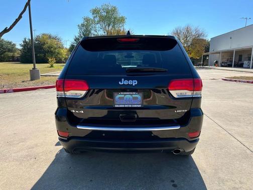 Diamond Black Crystal Pearlcoat 2018 Jeep Grand Cherokee Limited