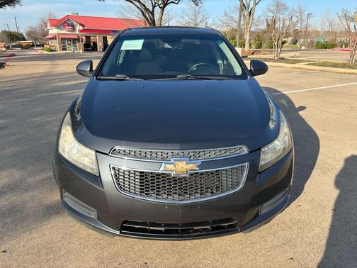 Gray 2013 Chevrolet Cruze 1LT