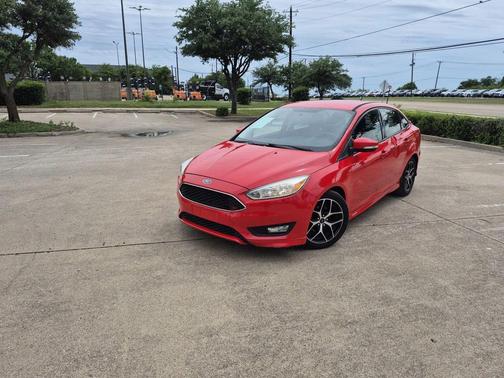 Race Red 2016 Ford Focus SE