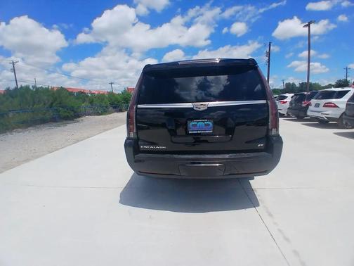 Black Diamond Tricoat 2015 Cadillac Escalade ESV Platinum