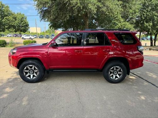 2021 Toyota 4Runner TRD Off Road